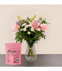 Mini pastel blomsterbuket med lækre skumfiduser. Send en lille fin hilsen bare fordi. Send blomster i dag.