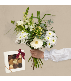 Nordisk blomsterbuket med chokoladehjerter