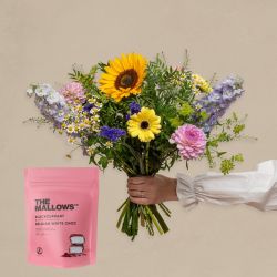 Ugens FLOWR buket med The Mallows™ 