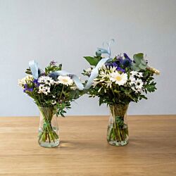 Send en smuk mor og barn buket til en nybagt forældre til en sød dreng. 
