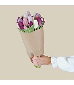 Bundt med 30 stilke pastel tulipaner - Farvemix kan variere